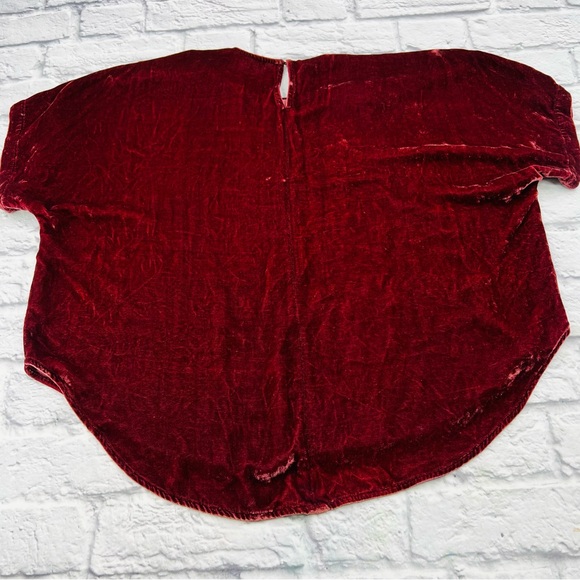 Madewell Velvet Burgundy Size Large Velvet Velour Top Tulip Hem Short Sleeve - Picture 8 of 8